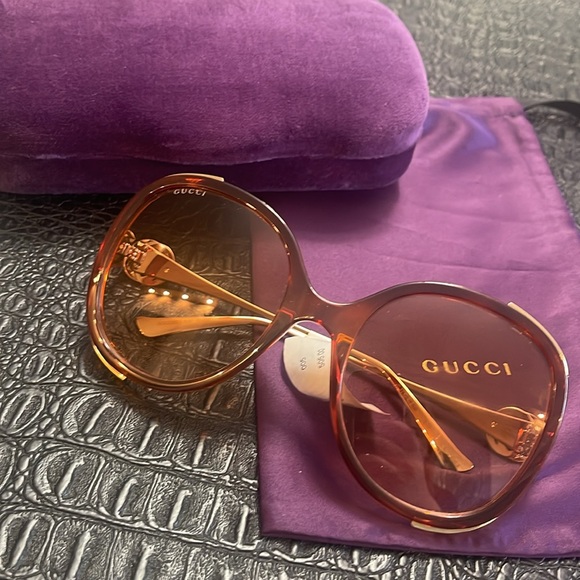 Gucci Havana #GG0226S Sunglasses with Gold Logo GG on side with Gold Frame - Picture 3 of 12